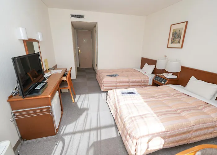 Tendo Central Hotel